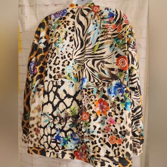 Johnny Was Multicolor Floral and Animal Print Silk Shacket - Picture 6 of 9